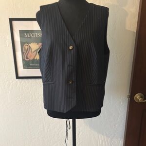 Dkny Black and White Vest with Notched Lapels - NWOT